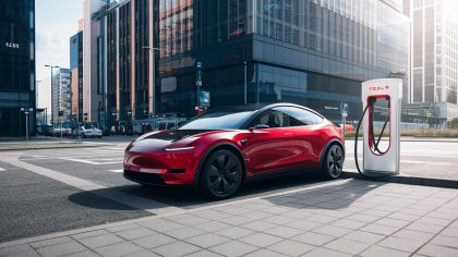 « On ne reviendra jamais en arrière » Tesla confirme la mise en production d’une voiture électrique à 15 000 € avec recharge en 3 minutes dès le 5 août 2025