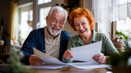 Un couple de retraités voit sa complémentaire Agirc-Arrco bondir : "on passe enfin le cap des 2 000 euros à deux, on ne s’y attendait pas du tout" s’étonnent-ils, heureux