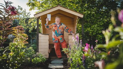 Un jardinier fabrique un abri pour son bois et se voit réclamer une taxe "ils considèrent que c’est une annexe imposable c’est un scandale" fulmine-t-il