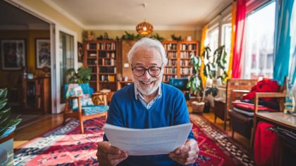 Un retraité observe une hausse exceptionnelle "ma pension Agirc-Arrco a bondi de 110 euros d’un coup, je n’ai jamais vu ça" raconte-t-il ému